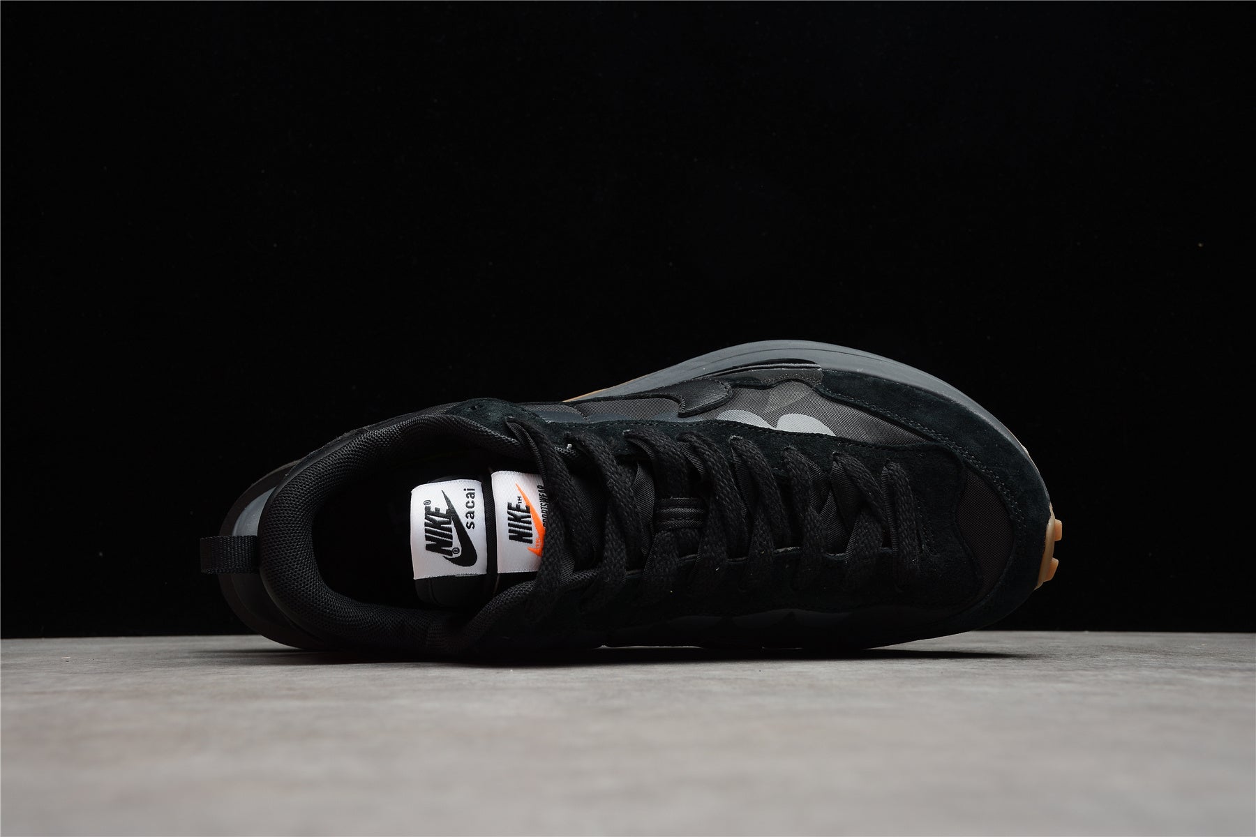 Sacai x VaporWaffle – Negro