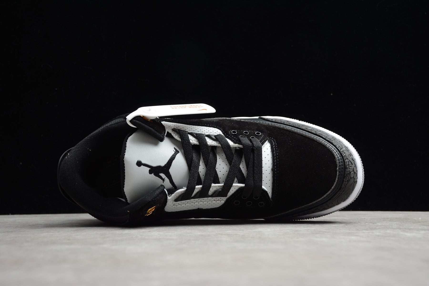 Air Jordan 3 – Negro