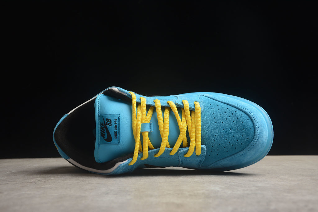 Dunk SB – Azul / Negro