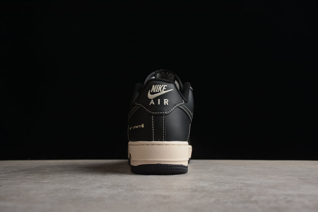 Air Force 1 Low – Negro / Beige
