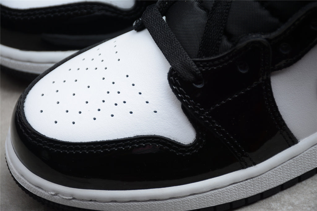 Air Jordan 1 Mid – Negro Brillante