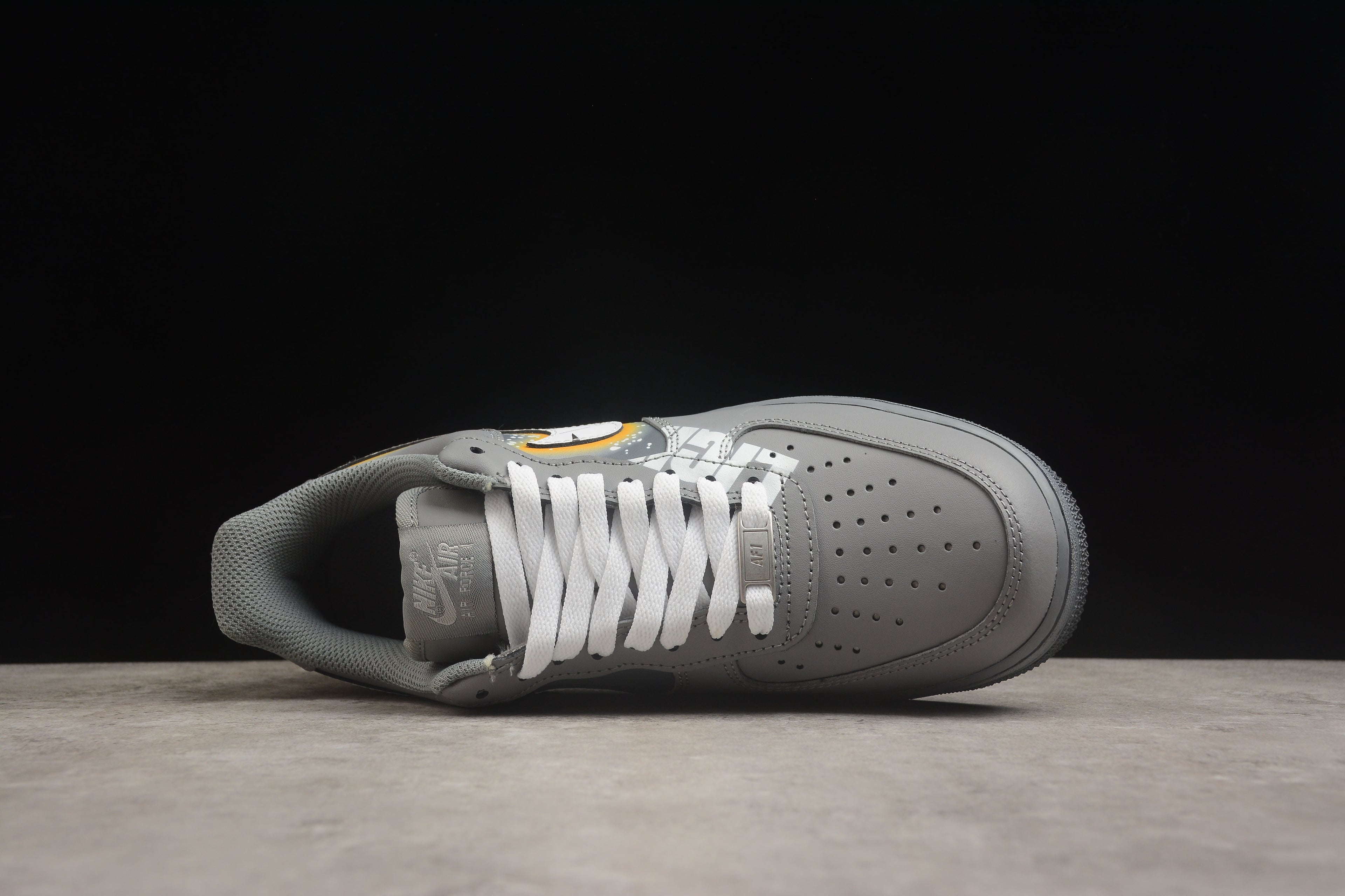 Air Force 1 Low – Gris / Naranja