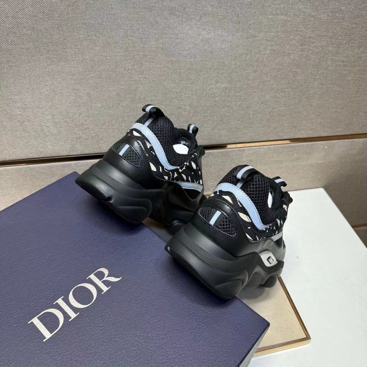 Dior B22 – Negro