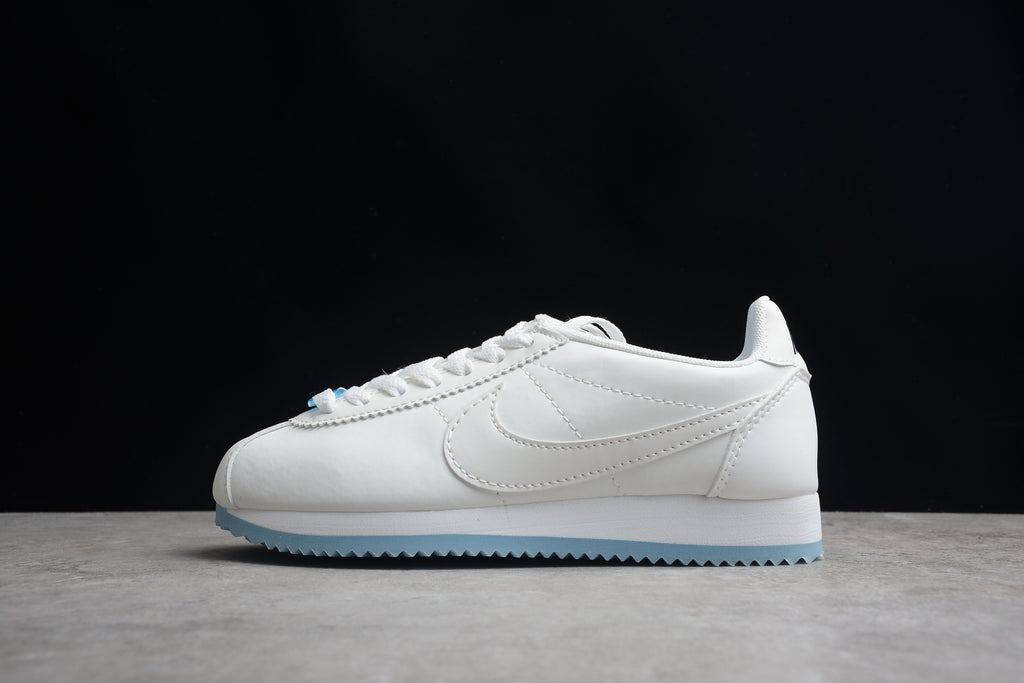 Cortez – Blanco / Suela Azul