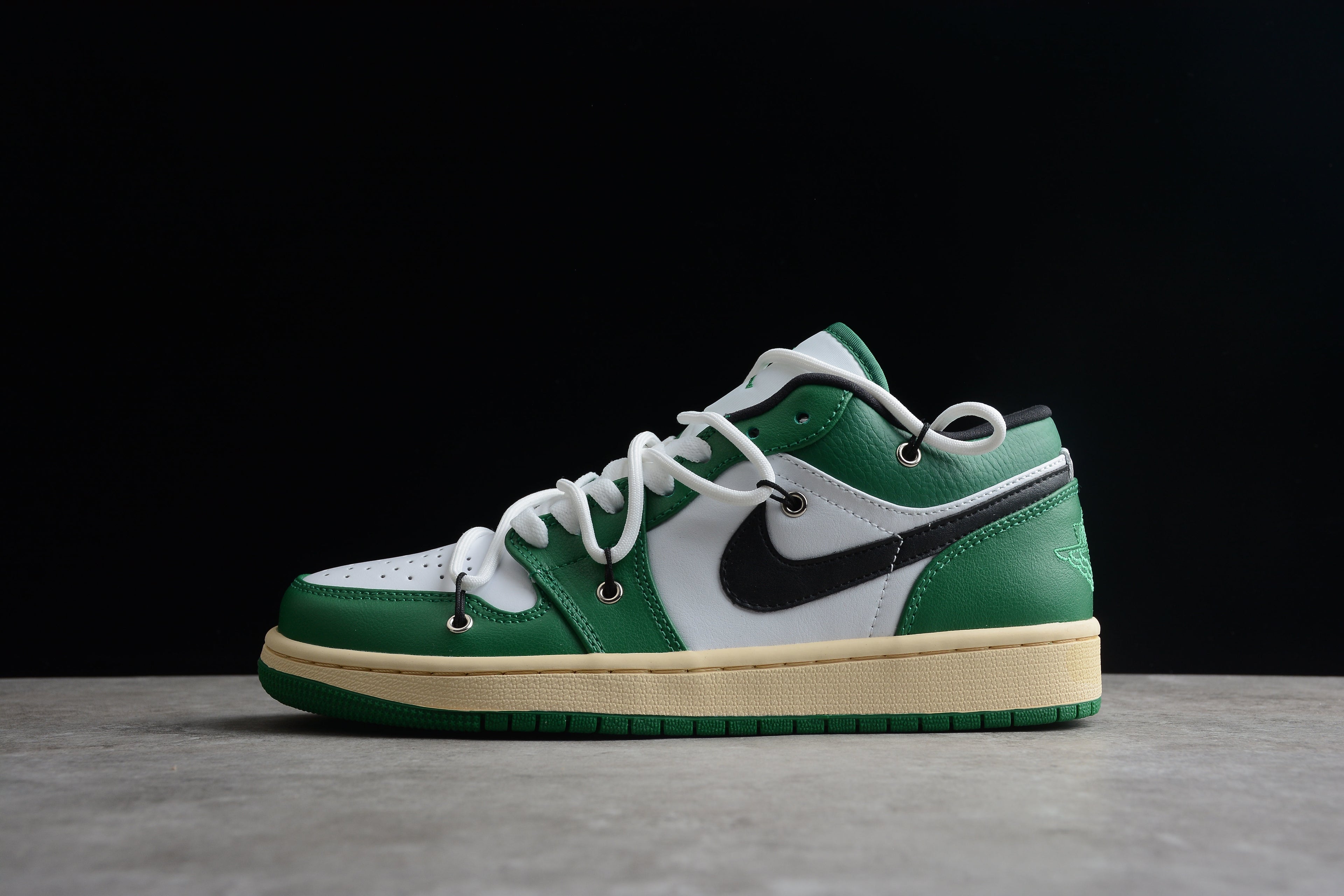 Jordan 1 Low – Verde / Blanco