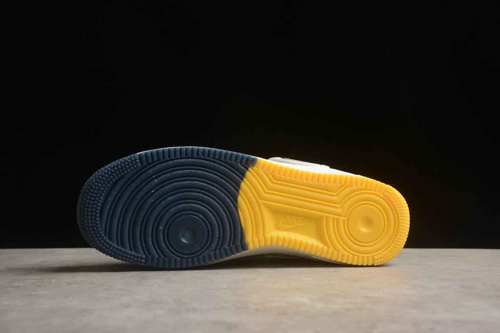 Air Force 1 High – Blanco / Azul / Amarillo