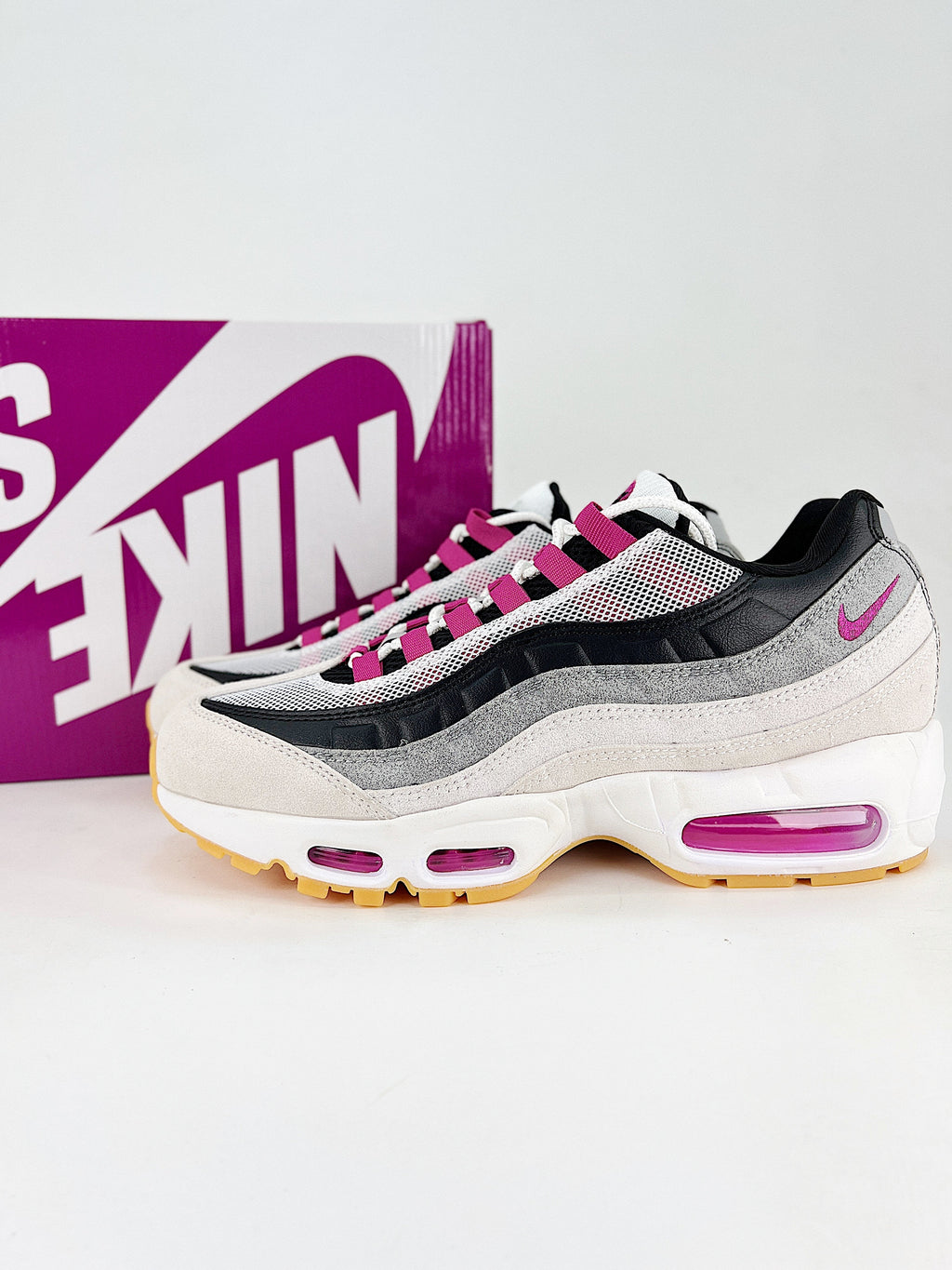 Air Max 95 – Lila / Negro / Gris