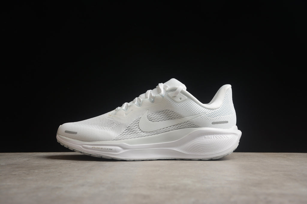 Pegasus 41 – Blanco