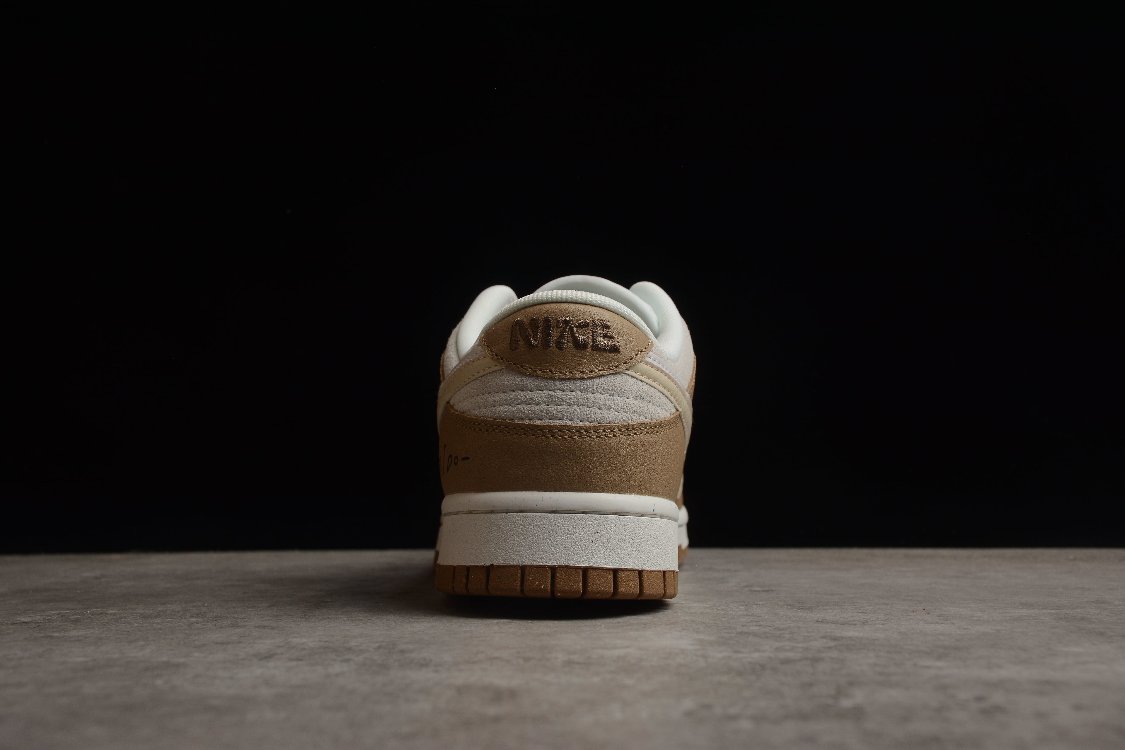 Dunk SB – Marrón / Beigie