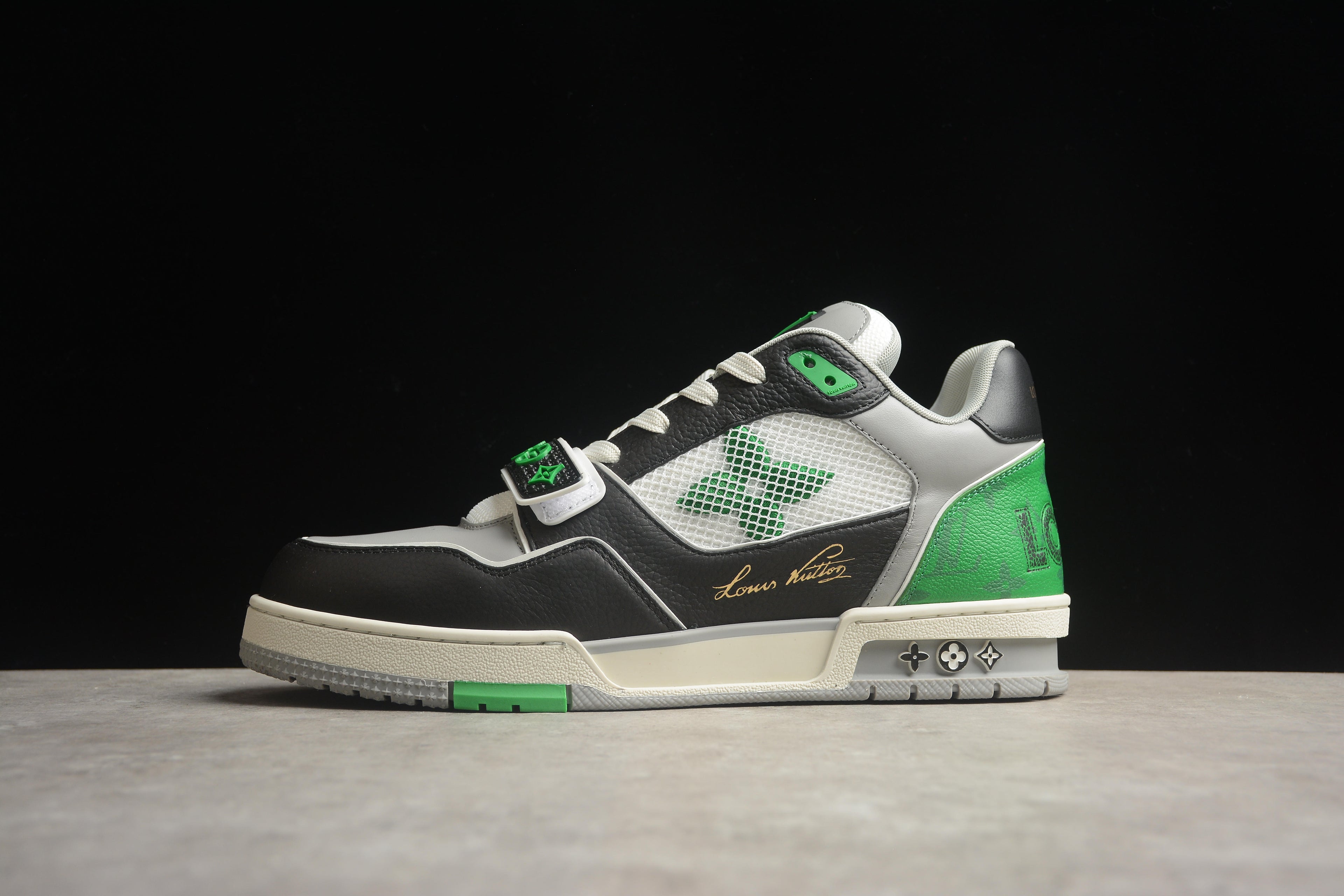 Louis Vuitton Trainer Low – Verde / Negro / Blanco