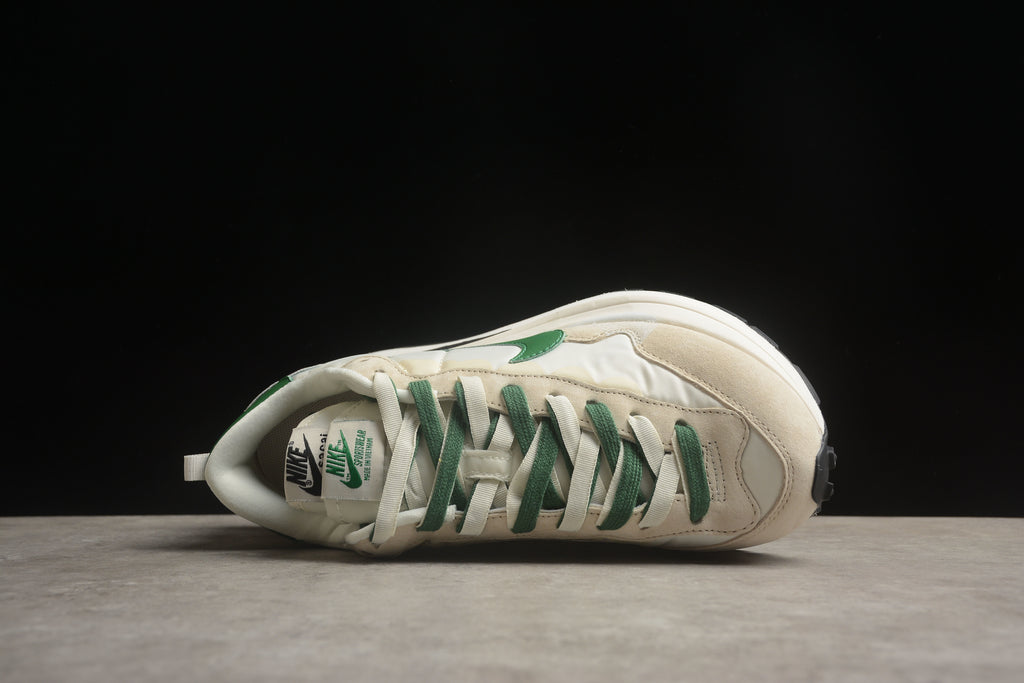 Sacai x VaporWaffle – Beigie / Verde