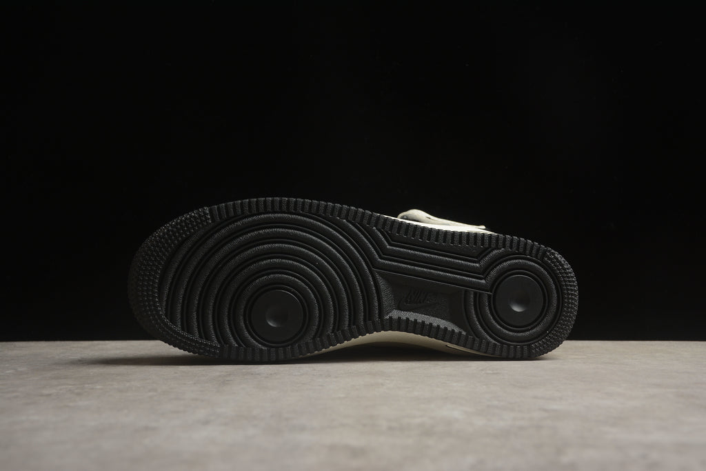 Air Force 1 High – Blanco / Negro