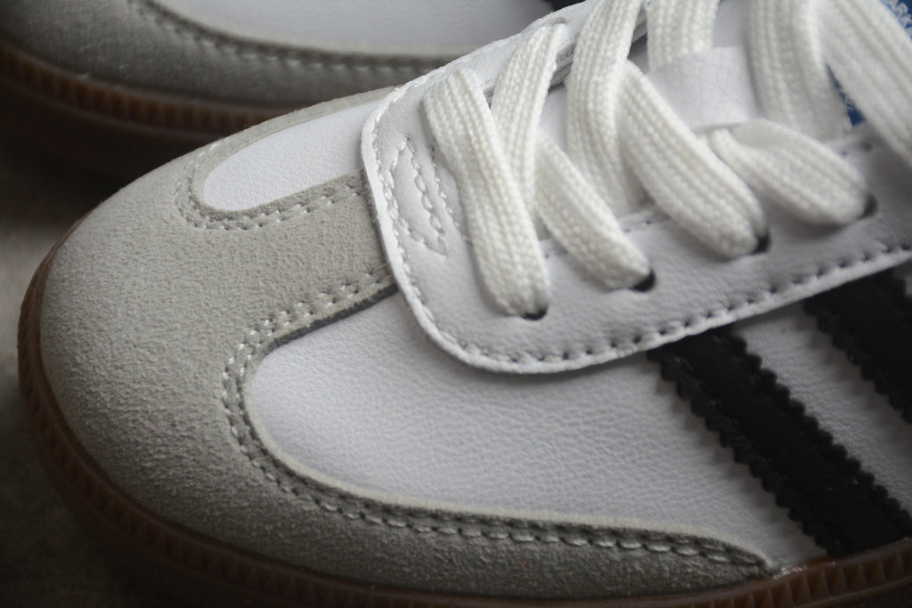 Adidas Samba – Blanco / Negro
