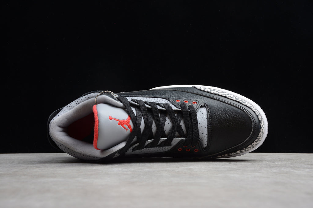 Air Jordan 3 – Negro / Gris
