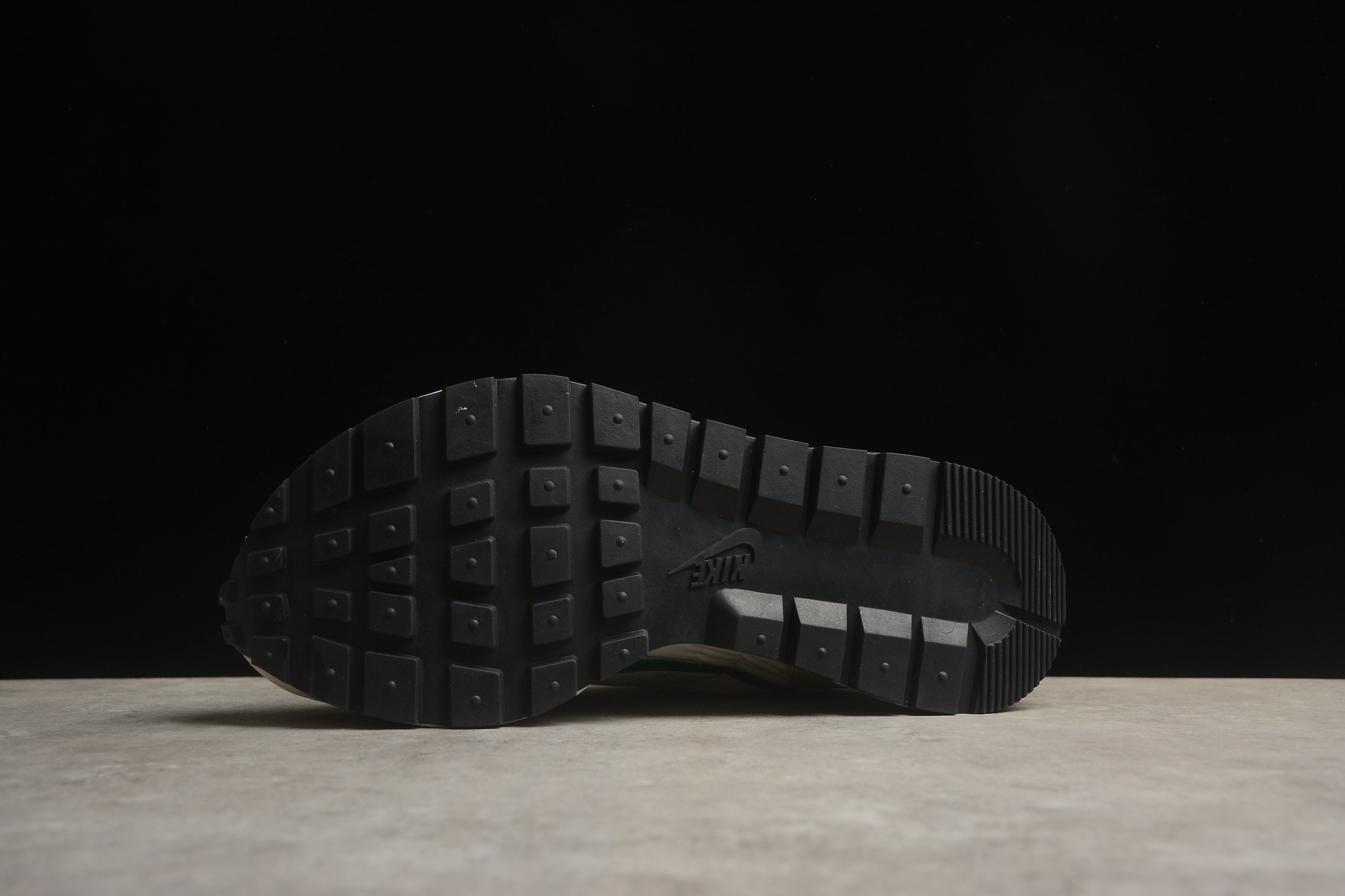 Sacai x VaporWaffle – Beigie / Verde