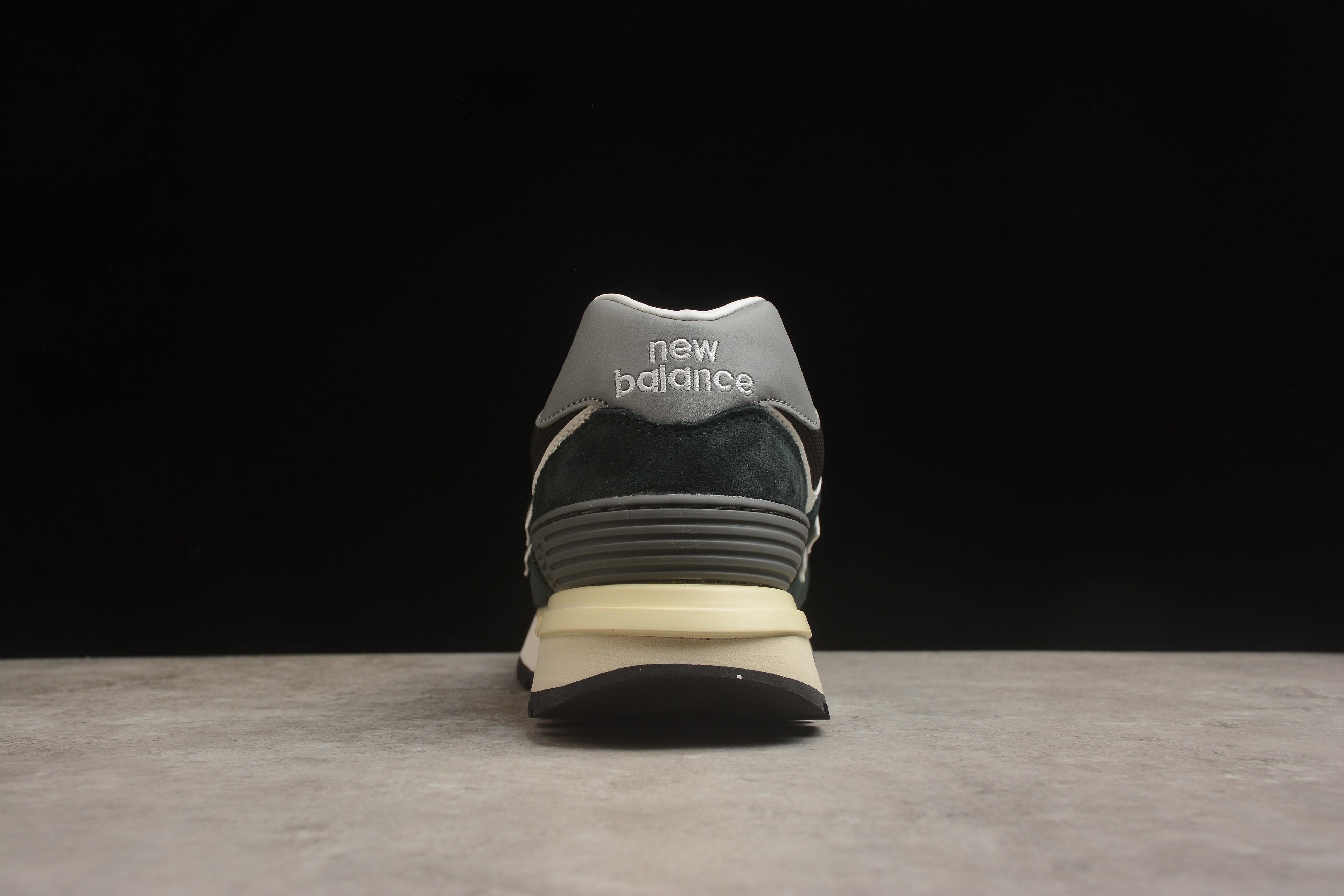 New Balance 574 – Negro