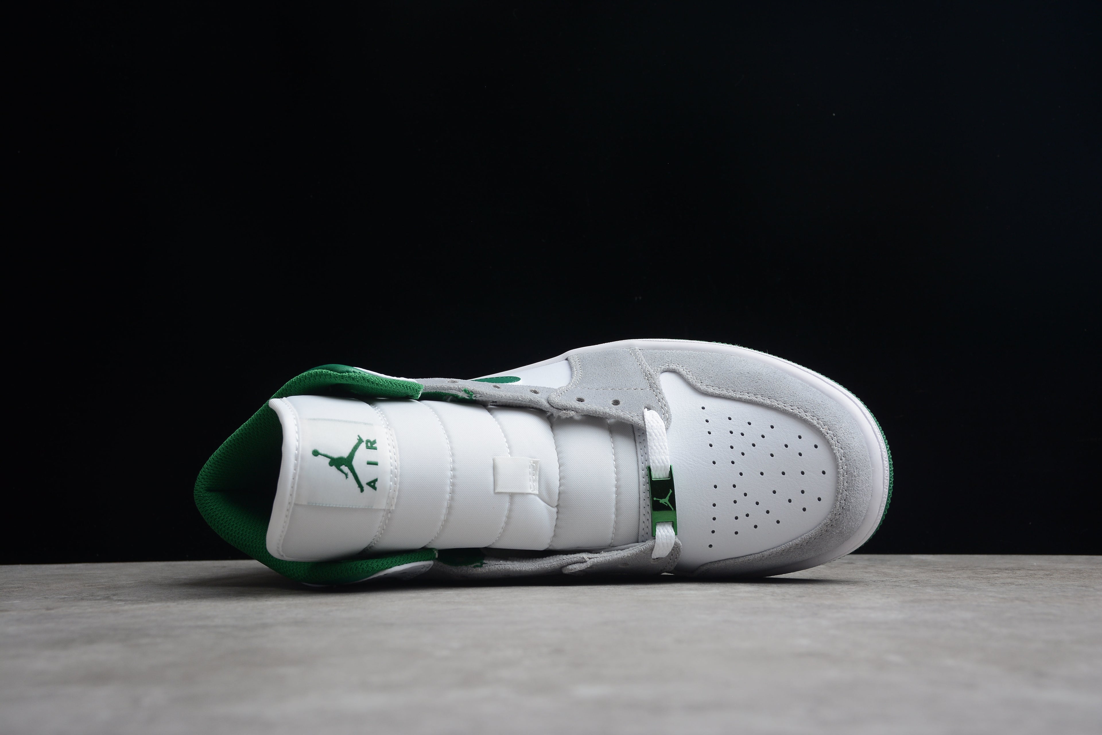 Air Jordan 1 Mid – Gris / Verde