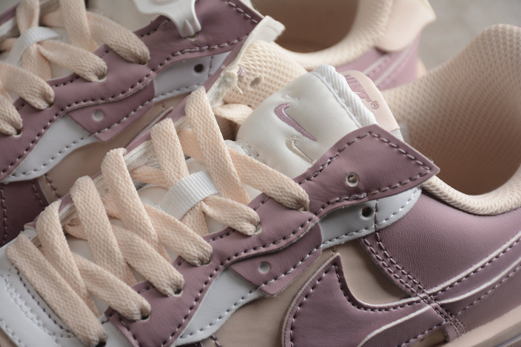 Air Force 1  – Rosa