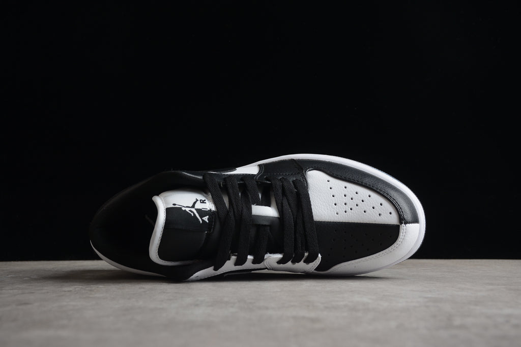 Jordan 1 Low – Negro / Blanco
