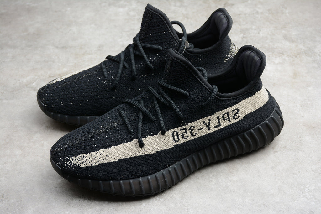 Adidas Yeezy 350 – Negro / Blanco