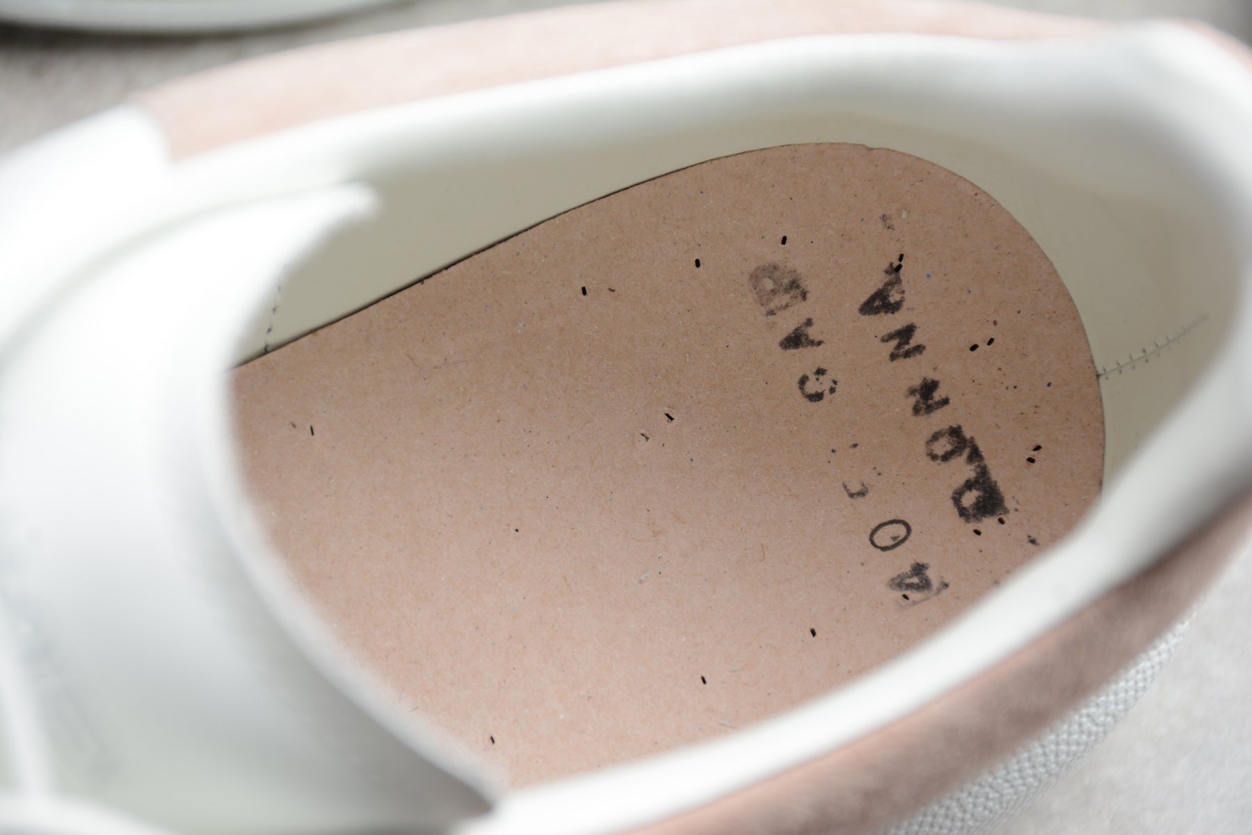 Alexander McQueen – Blanco / Rosa