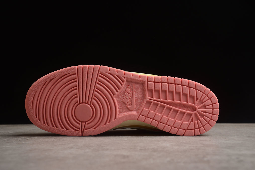Dunk SB – Rosa / Amarillo