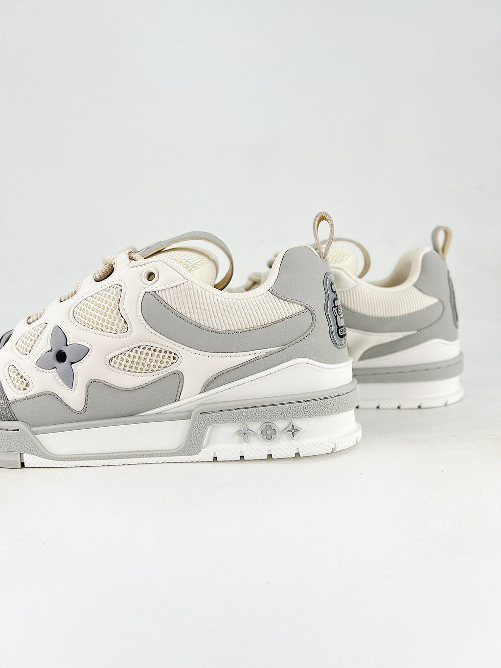 Louis Vuitton Skate – Monogram Gris / Beige