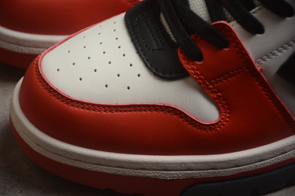 Off-White – Rojo / Negro / Blanco