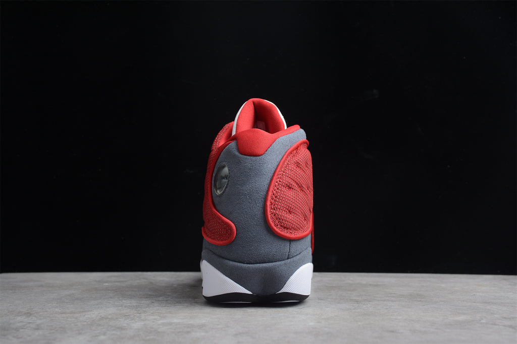 Air Jordan 13 – Rojo / Blanco / Gris