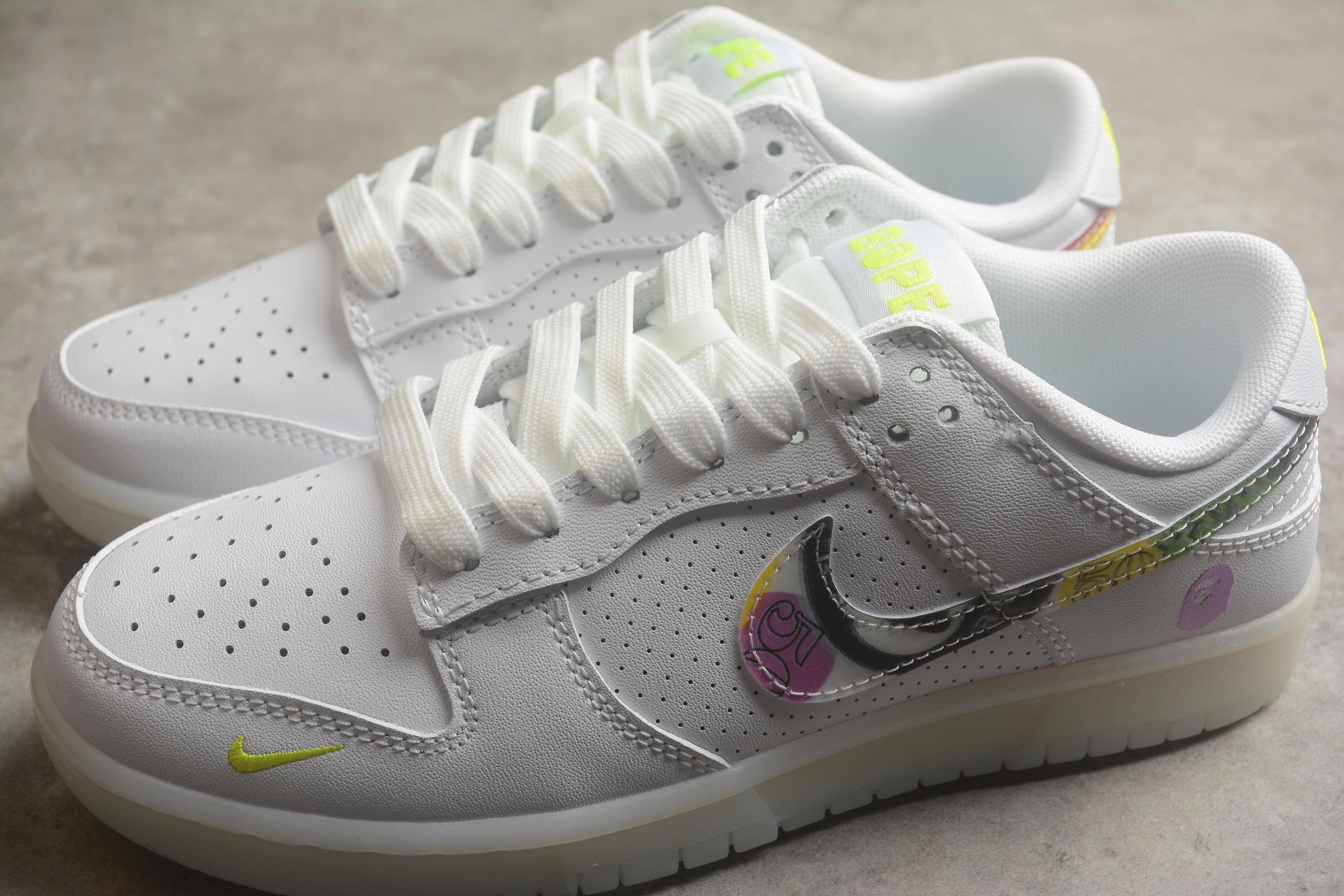 Dunk SB – BAPE Blanco