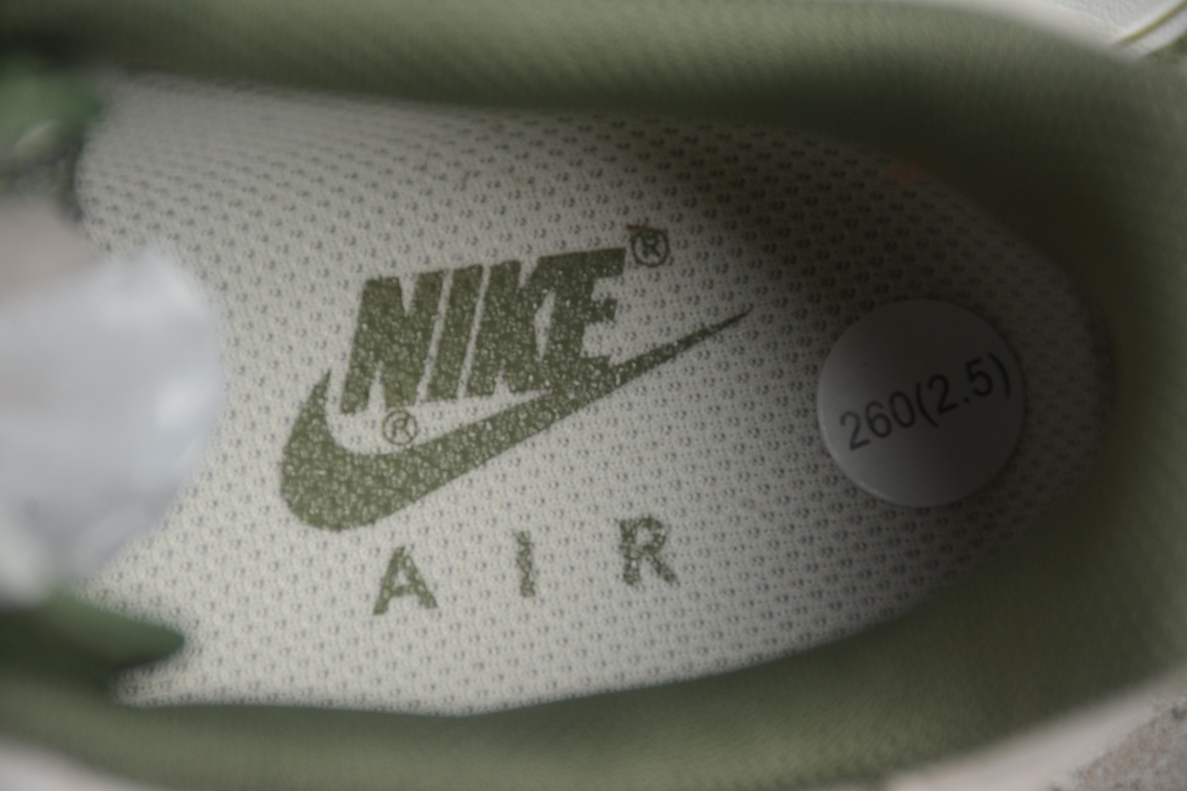 Air Force 1 Low – Gris / Verde Oscuro