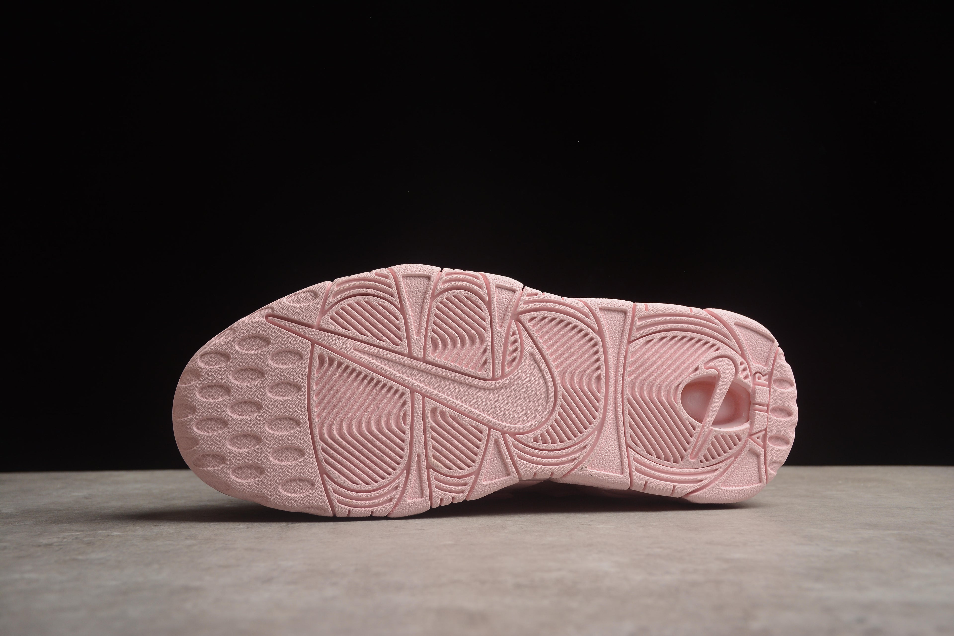 Air More Uptempo – Rosa