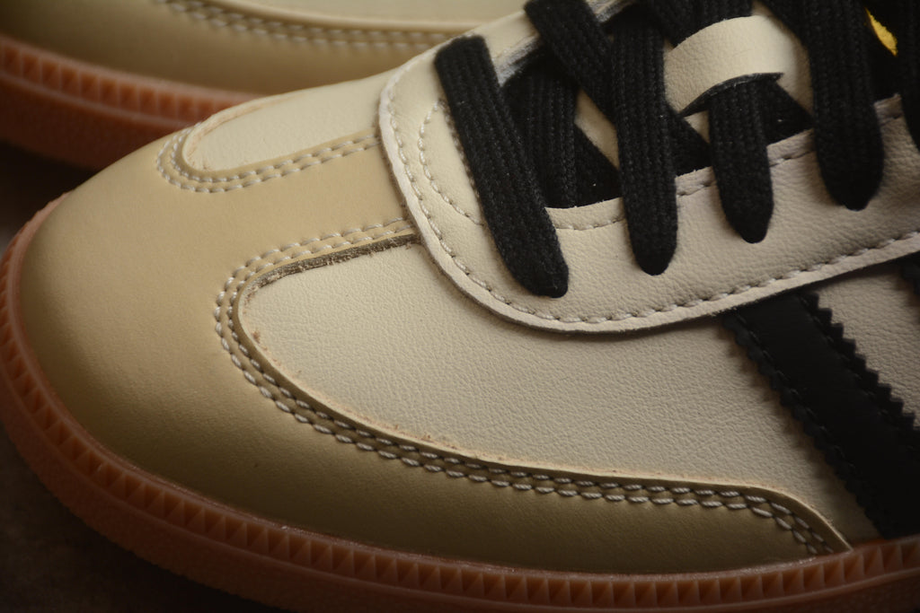 Adidas Samba – Beige / Negro