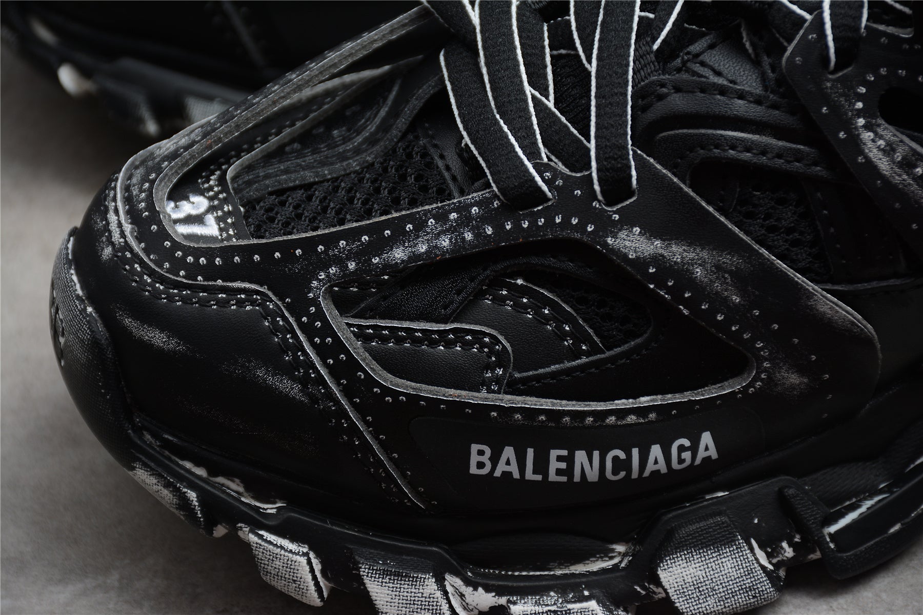 Balenciaga Track – Negro / Blanco