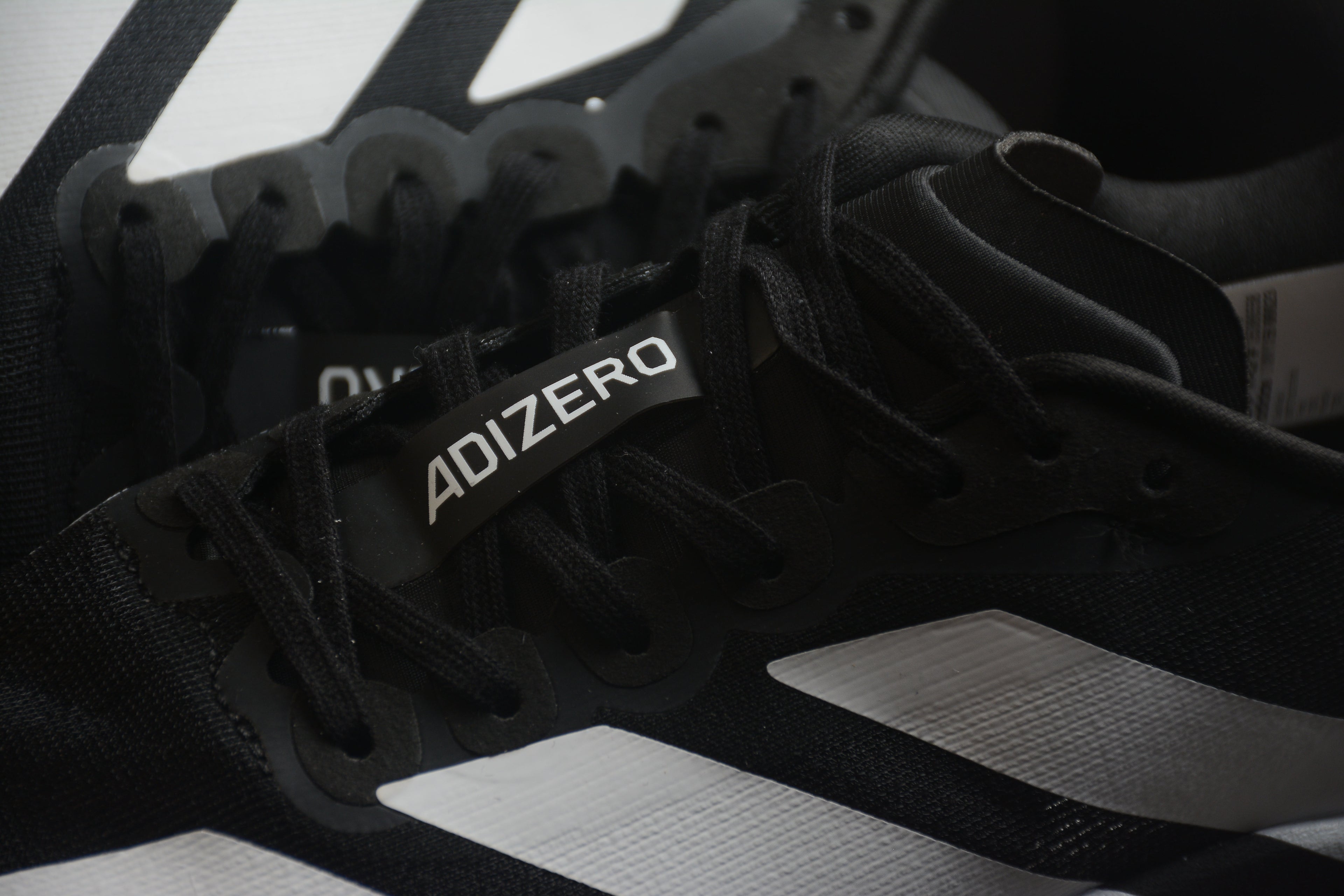 Adidas Adizero Evo SL – Negro / Blanco
