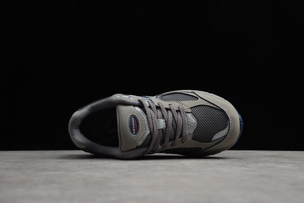 New Balance 2002R – Gris / Beige