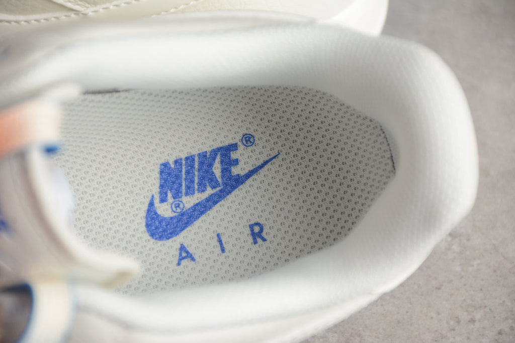 Nike Air Force 1 Low – Blanco / Rojo