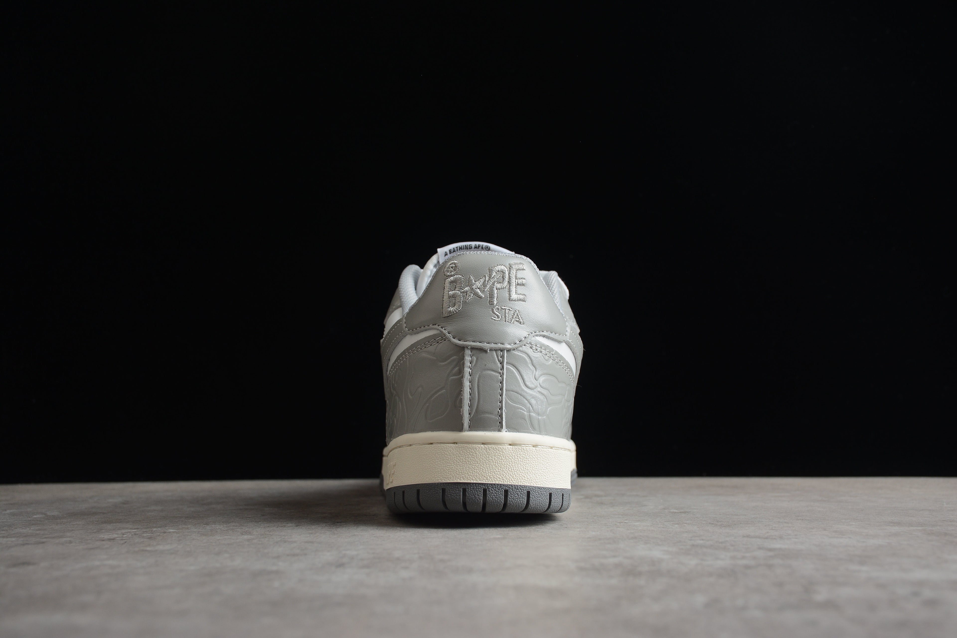 BAPE STA – Gris / Blanco