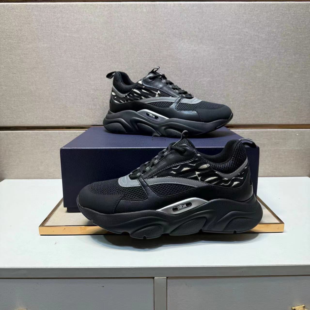 Dior B22 – Negro