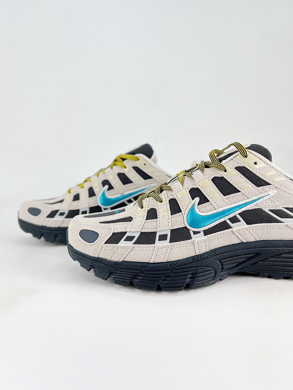 P-6000 – Beigie / Negro
