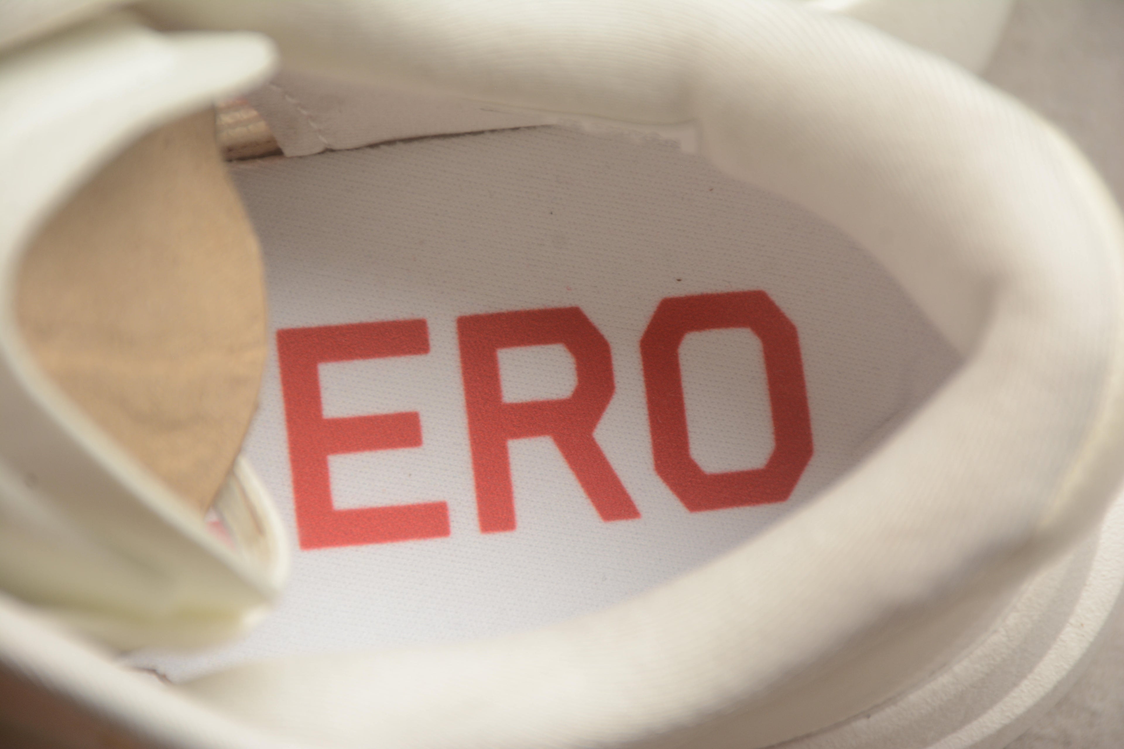 Adidas Adizero Evo SL – Blanco / Rojo