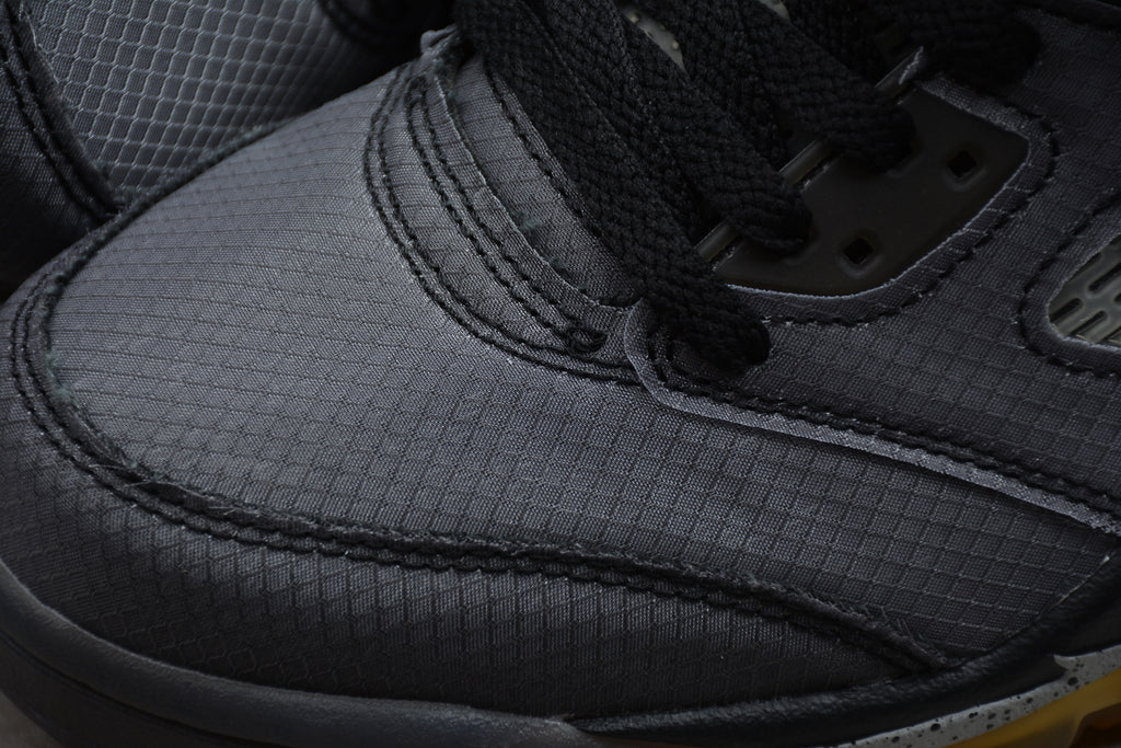 Air Jordan 5 – Gris