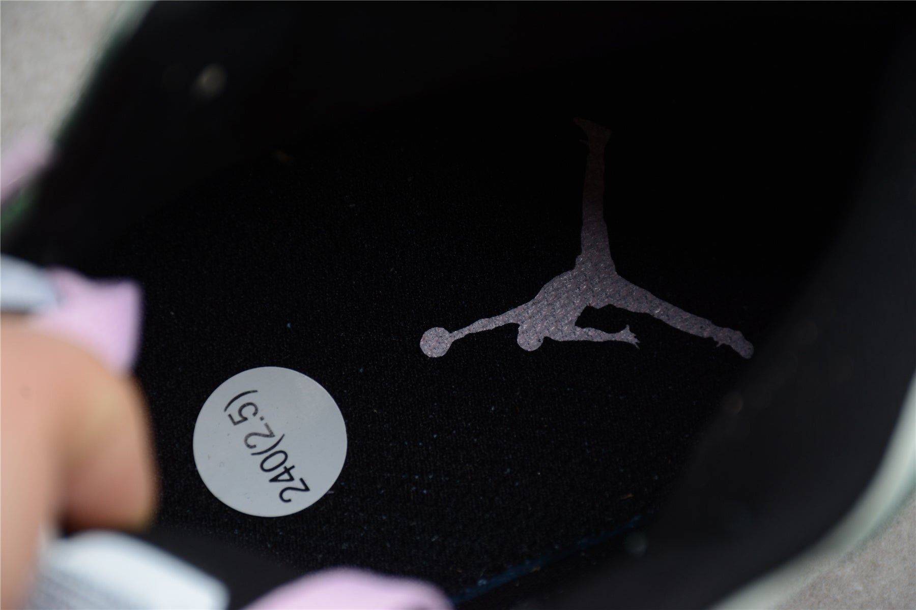 Air Jordan 1 Mid – Verde / Rosa