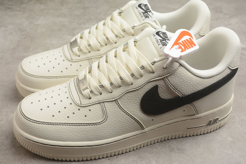Air Force 1 Low – Blanco / Negro