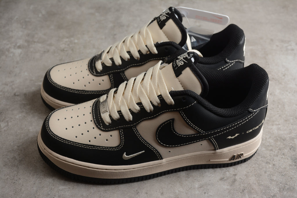 Air Force 1 Low – Negro / Beige