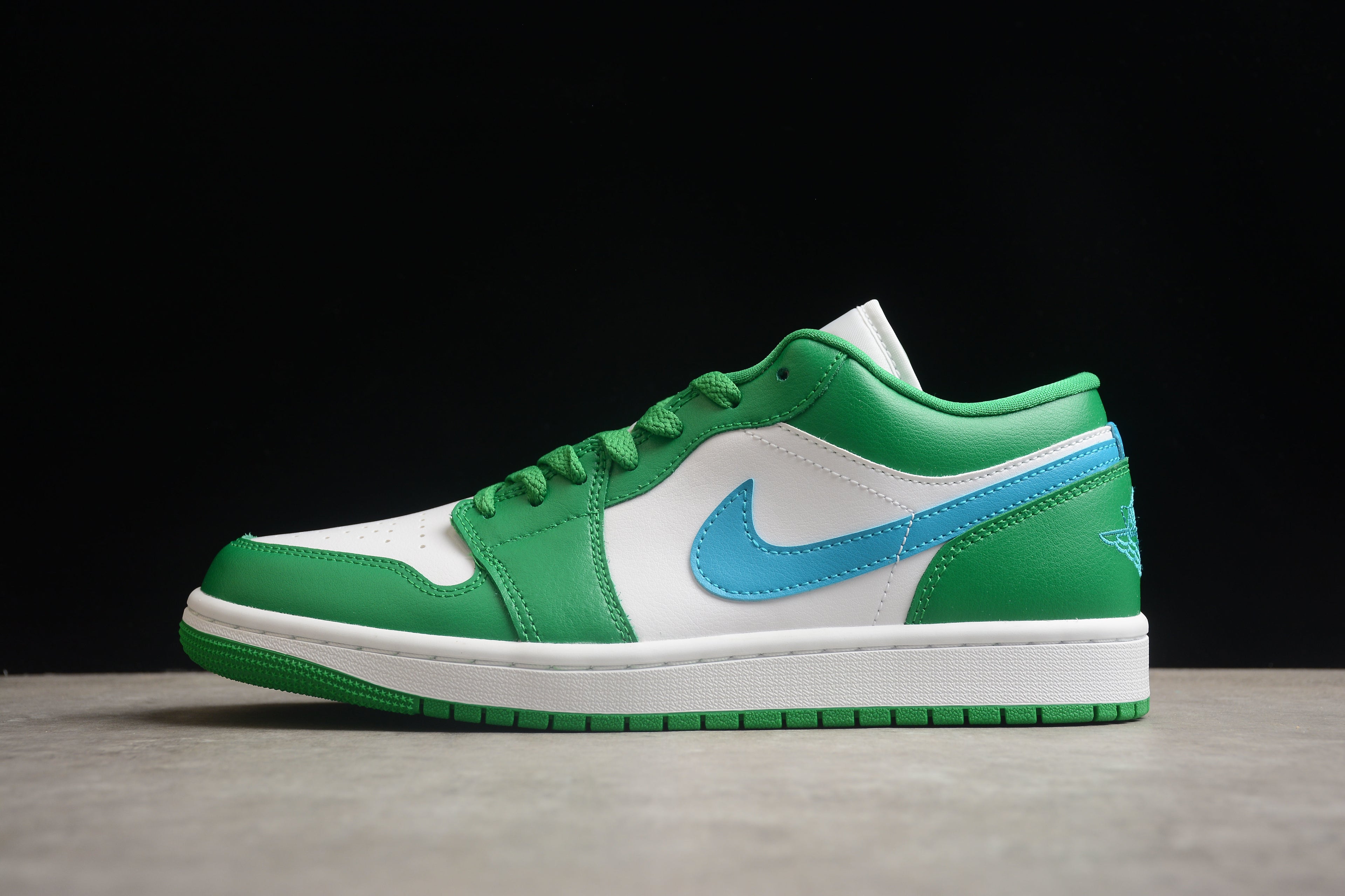 Jordan 1 Low – Verde / Blanco / Azul