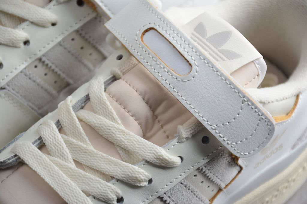 Adidas Forum – Gris / Beige