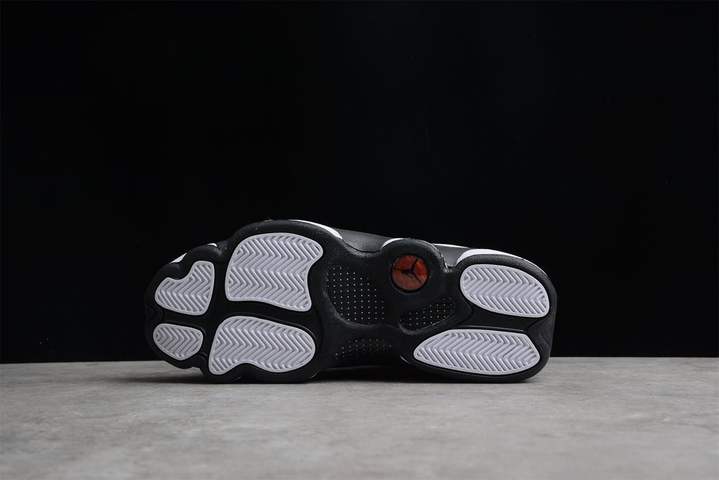 Air Jordan 13 – Blanco / Gris