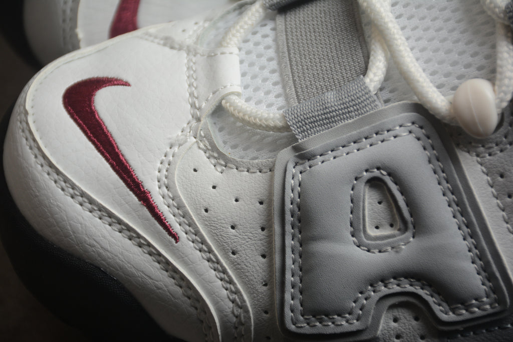 Air More Uptempo – Blanco / Gris