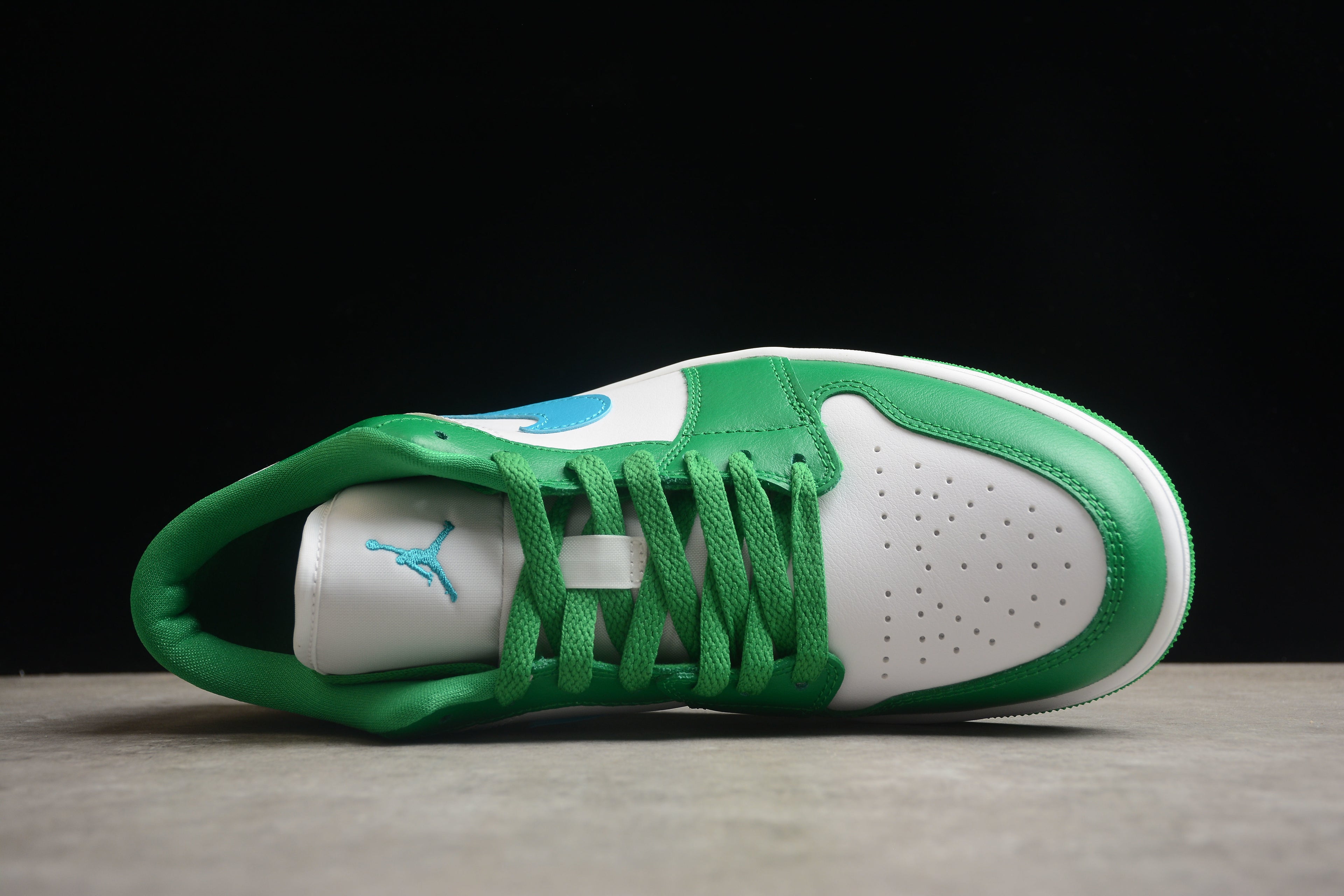 Jordan 1 Low – Verde / Blanco / Azul